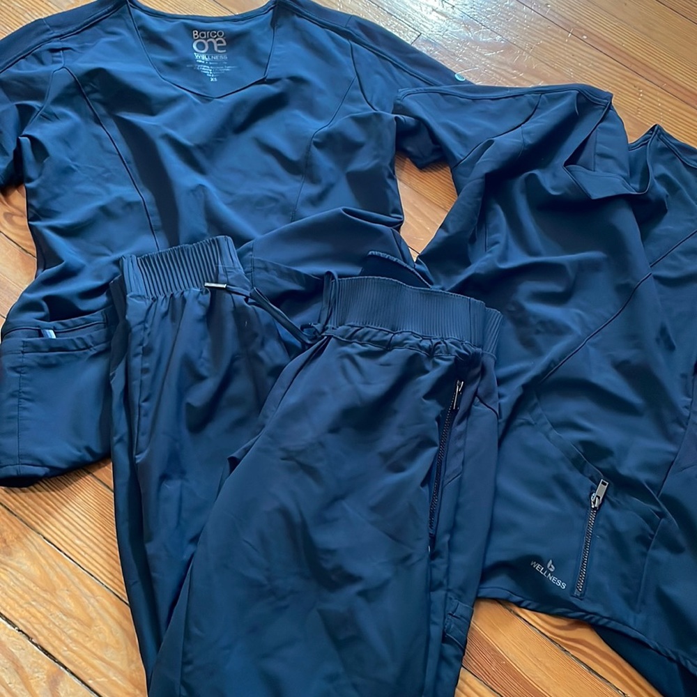 Barco scrub sets